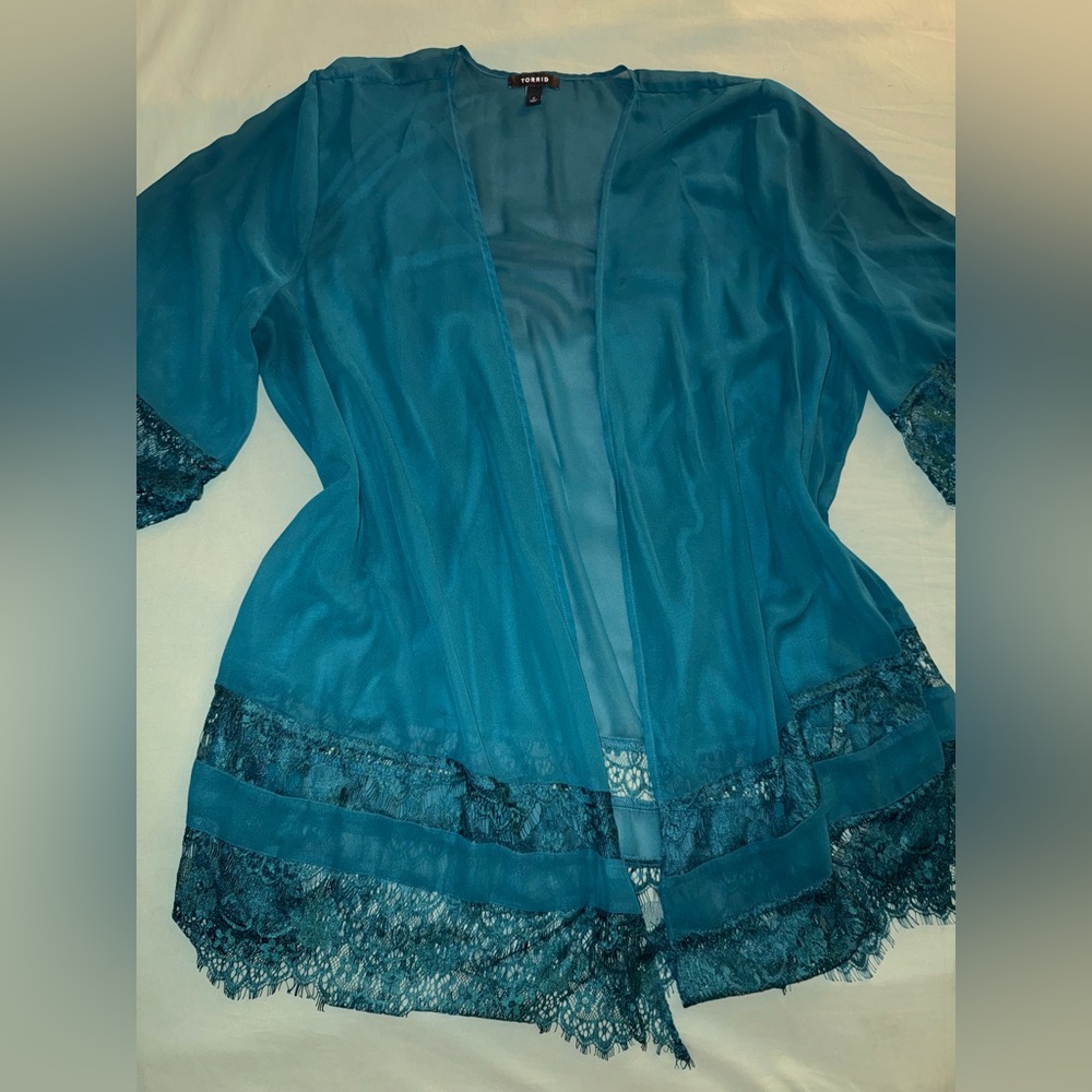 Torrid Plus Teal Lace Detail Sheer Kimono